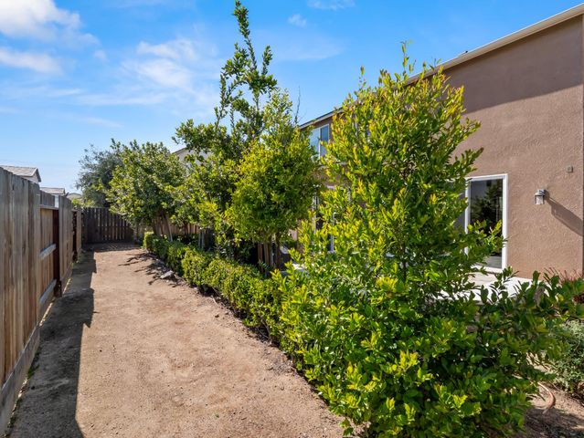 6421 W Indianapolis Avenue, Fresno, CA 93723