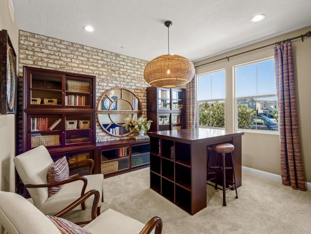 6421 W Indianapolis Avenue, Fresno, CA 93723