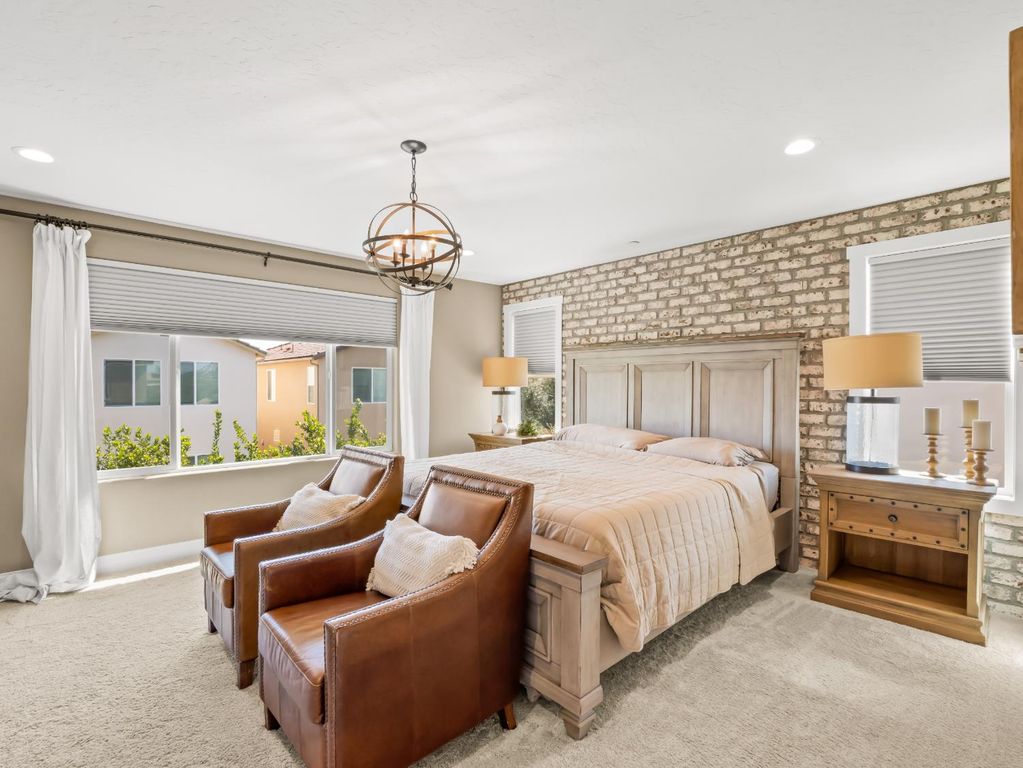 Image 35 of property listing at 6421 W Indianapolis Avenue, Fresno, CA 93723