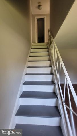 7 MAYMONT LN, Willingboro, NJ 08046