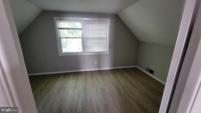 7 MAYMONT LN, Willingboro, NJ 08046