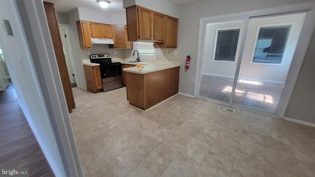 7 MAYMONT LN, Willingboro, NJ 08046