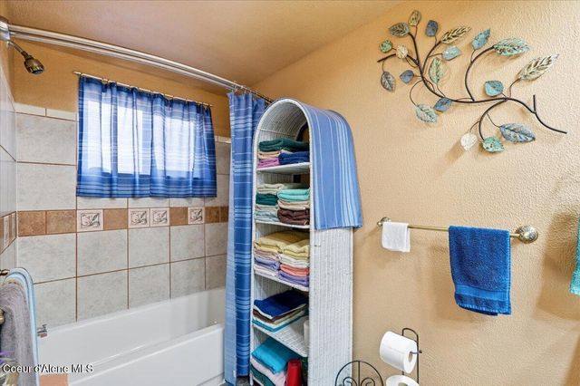 170 E Miles Ave, Hayden, ID 83835