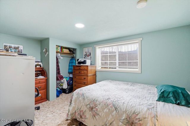 170 E Miles Ave, Hayden, ID 83835