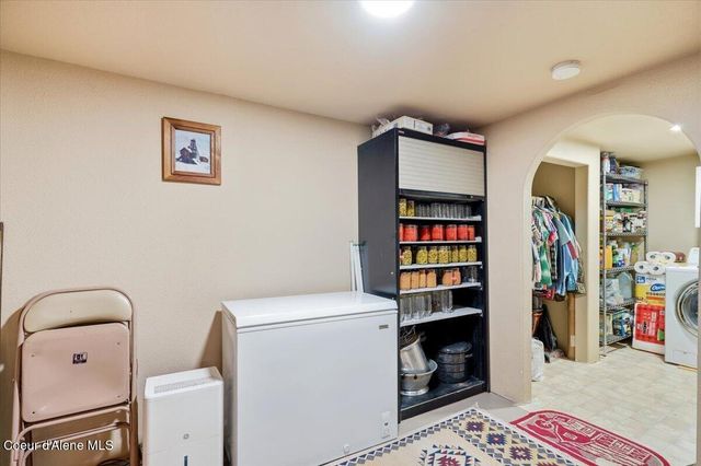 170 E Miles Ave, Hayden, ID 83835