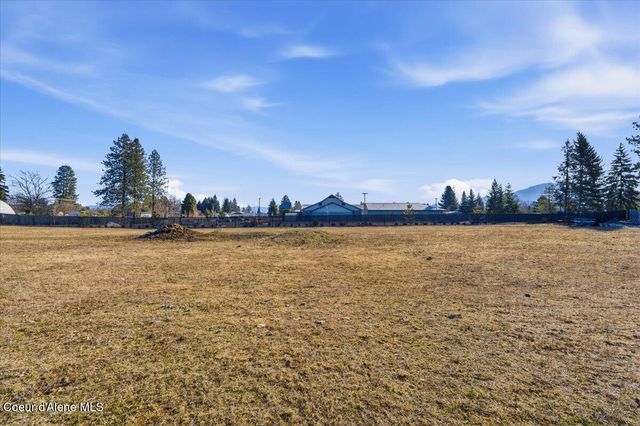 170 E Miles Ave, Hayden, ID 83835