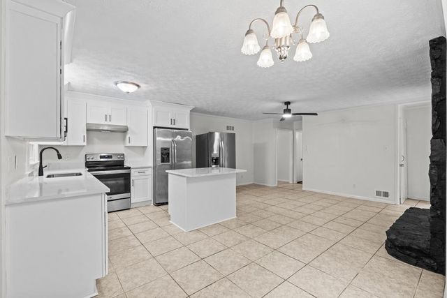 246 Barbara Lane SW, Mableton, GA 30126