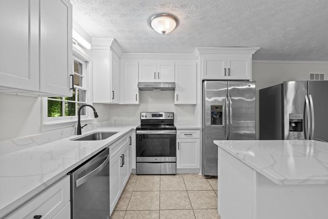 246 Barbara Lane SW, Mableton, GA 30126