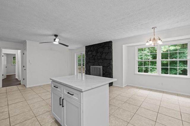 246 Barbara Lane SW, Mableton, GA 30126