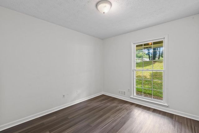 246 Barbara Lane SW, Mableton, GA 30126