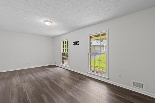 246 Barbara Lane SW, Mableton, GA 30126