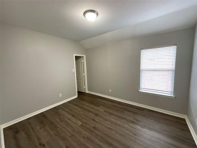 1055 Heathrow Drive, Frisco, TX 75036