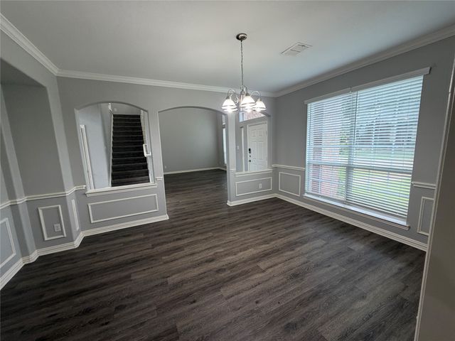 1055 Heathrow Drive, Frisco, TX 75036