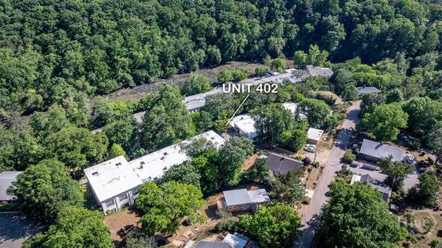585 White Circle 402, Athens, GA 30605