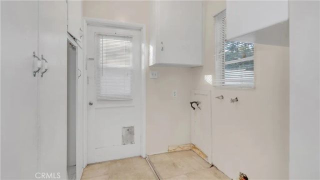 154 S Lima Street, Sierra Madre, CA 91024
