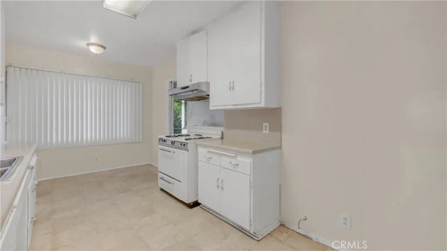 154 S Lima Street, Sierra Madre, CA 91024