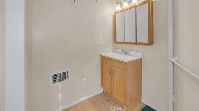 154 S Lima Street, Sierra Madre, CA 91024