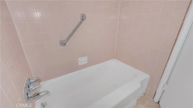 154 S Lima Street, Sierra Madre, CA 91024