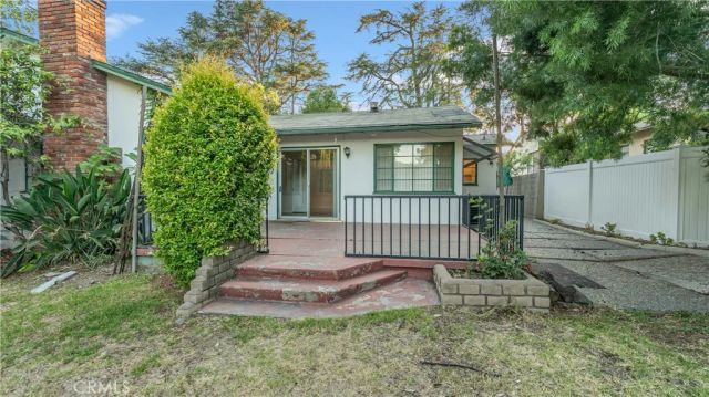 154 S Lima Street, Sierra Madre, CA 91024