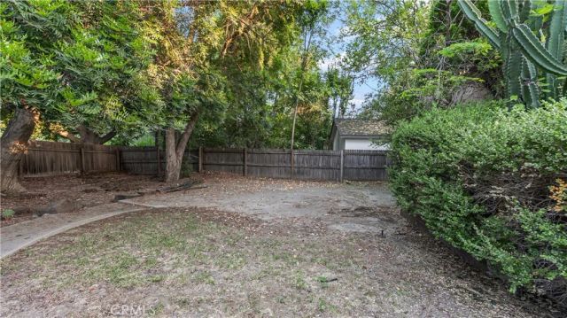 154 S Lima Street, Sierra Madre, CA 91024