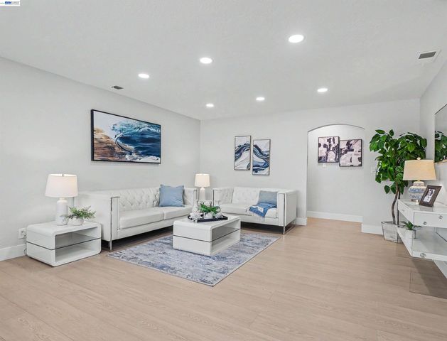 3210 Rama Dr, San Jose, CA 95124