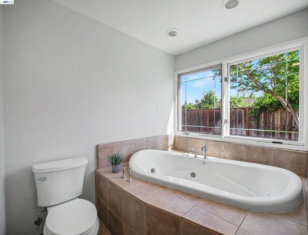 3210 Rama Dr, San Jose, CA 95124