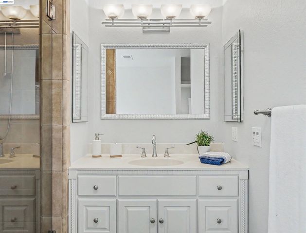 3210 Rama Dr, San Jose, CA 95124