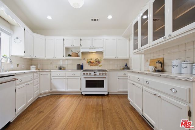 1700 Diamond Avenue, South Pasadena, CA 91030