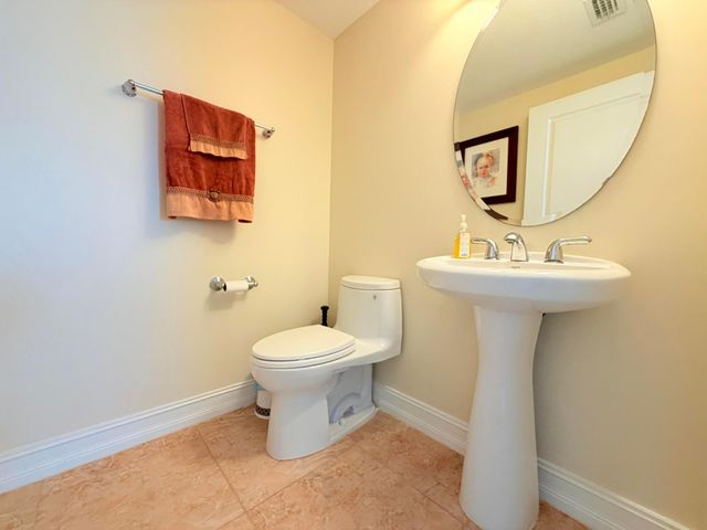 4180 N Highway A1a 805, Hutchinson Island, FL 34949