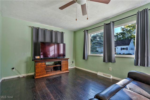 1615 Romona Road, Akron, OH 44305