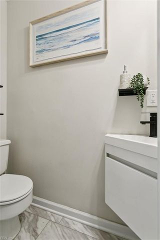 1274 Poquoson AVE, Poquoson, VA 23662