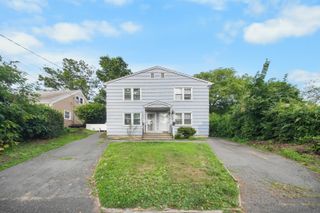 44 Pond Street, Bridgeport, CT 06606