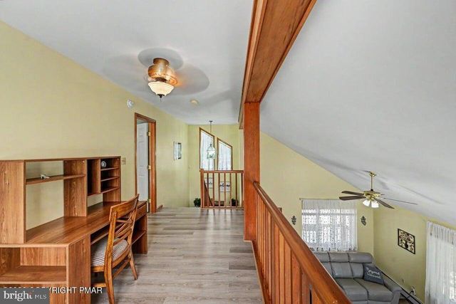 211 NADINE BLVD, Pocono Summit, PA 18346