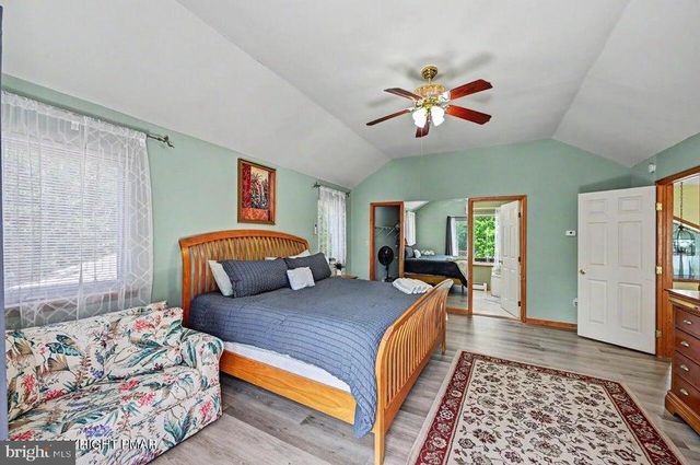 211 NADINE BLVD, Pocono Summit, PA 18346