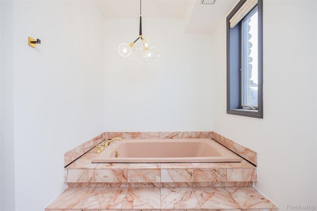 39401 Lakeshore Drive, Harrison Charter Township, MI 48045