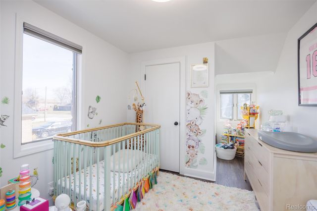 39401 Lakeshore Drive, Harrison Charter Township, MI 48045