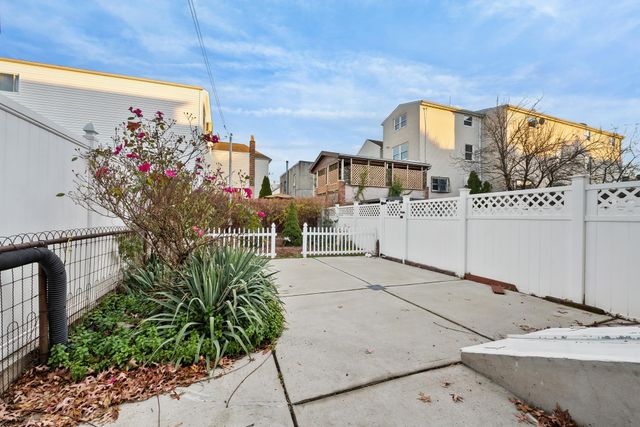 1610 WEST ST, Union City, NJ 07087