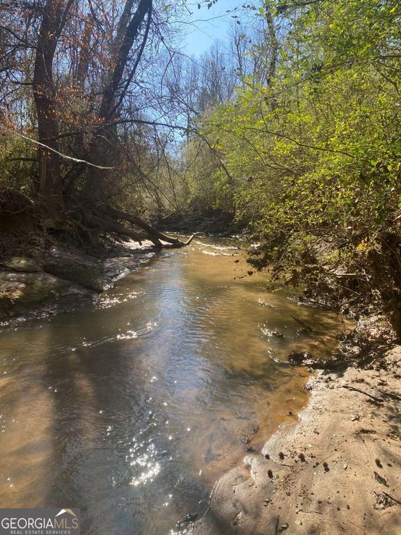 348 Kent Rock Road, Loganville, GA 30052