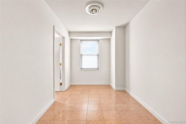 85-15 Main Street 5F, Jamaica, NY 11435