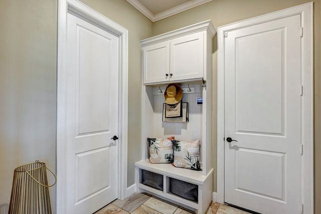 9314 Saddle Lane, Houston, TX 77080