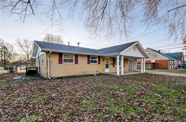 304 Applegate Road, Englewood, OH 45322