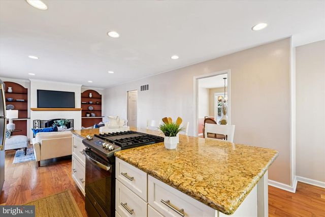 1006 W JOPPA RD, Towson, MD 21204