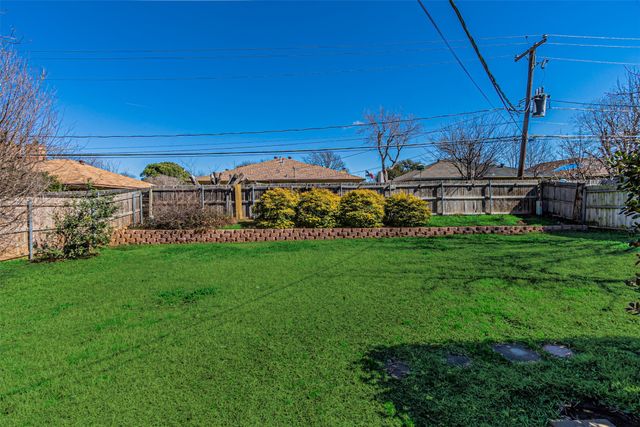 4211 Windhurst Drive, Arlington, TX 76015