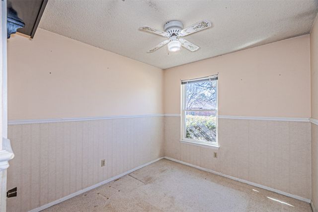 4211 Windhurst Drive, Arlington, TX 76015