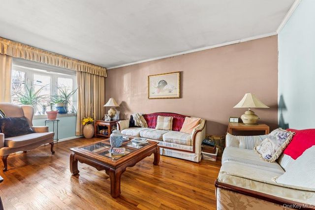 14595 221st Street, Springfield Gardens, NY 11413