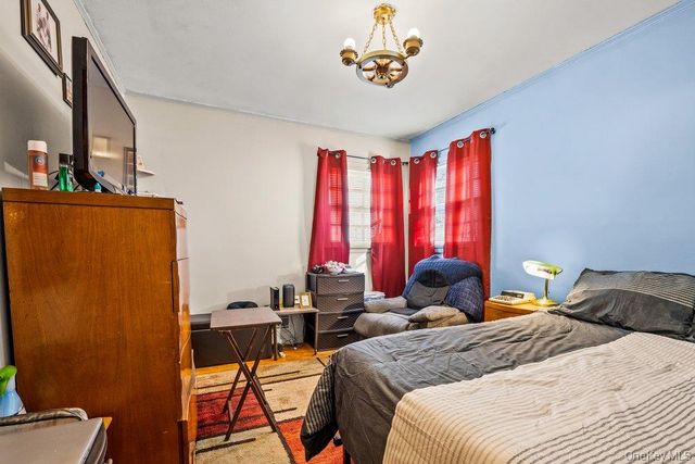 14595 221st Street, Springfield Gardens, NY 11413