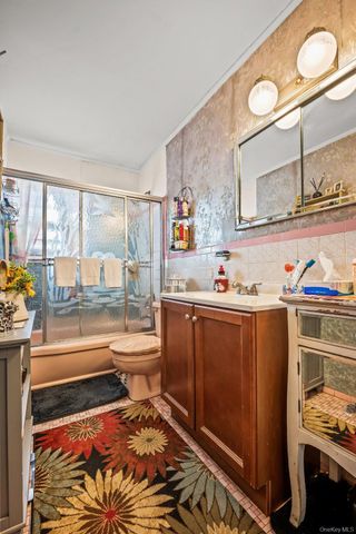 14595 221st Street, Springfield Gardens, NY 11413