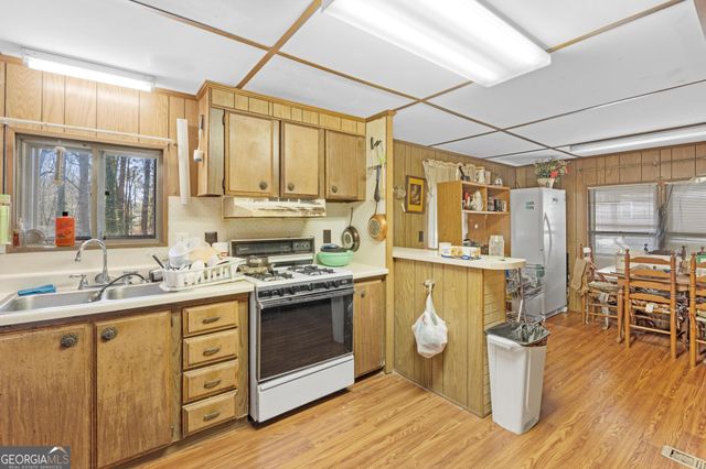 655 Stagecoach Road, Stockbridge, GA 30281