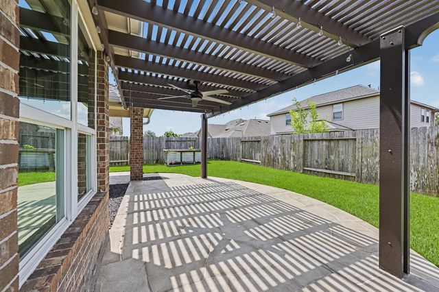 18219 Bridle Meadow Lane, Tomball, TX 77377