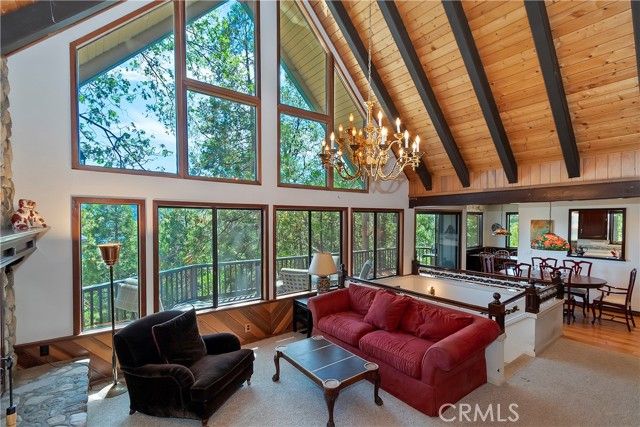 701 Zurich Drive, Lake Arrowhead, CA 92352